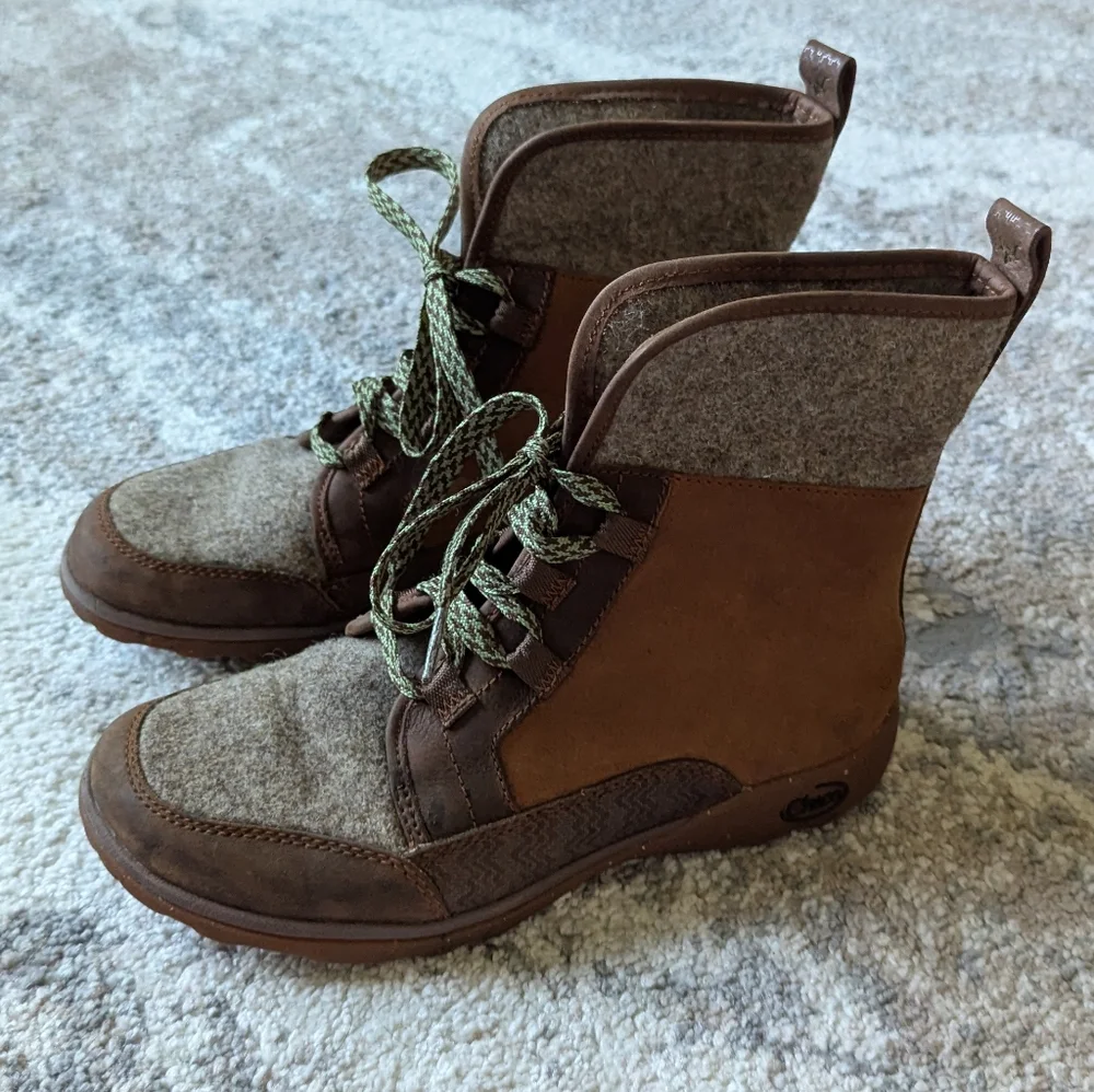 Chaco Women's Barbary Boot (Sz 7)‎